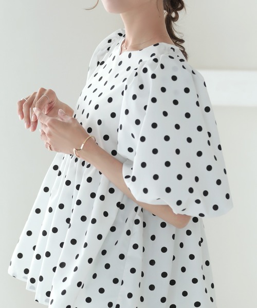 MERAKI（メラキ）の「ドットパフスリーブペプラムブラウス（シャツ/ブラウス・レディース・ブラック/ホワイト・FREE）」の20枚目の写真