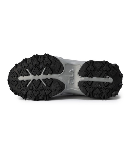 FILA（フィラ）の「OAKMONT TR v3（スニーカー・レディース・ホワイト×グレー/ホワイト系その他・25.0cm/24.0cm/29.0cm/28.0cm/27.0cm/26.0cm/23.0cm）」の7枚目の写真