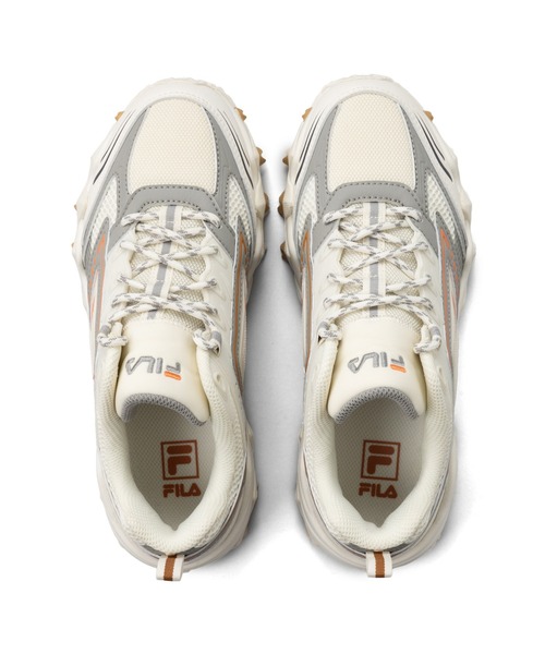 FILA（フィラ）の「OAKMONT TR v3（スニーカー・レディース・ホワイト×グレー/ホワイト系その他・25.0cm/24.0cm/29.0cm/28.0cm/27.0cm/26.0cm/23.0cm）」の10枚目の写真