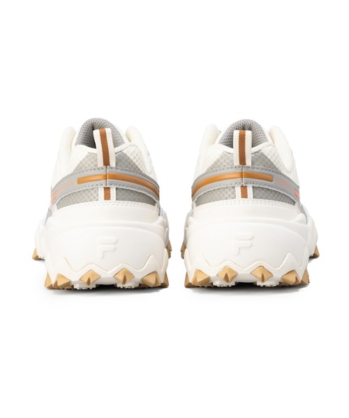 FILA（フィラ）の「OAKMONT TR v3（スニーカー・レディース・ホワイト×グレー/ホワイト系その他・25.0cm/24.0cm/29.0cm/28.0cm/27.0cm/26.0cm/23.0cm）」の11枚目の写真