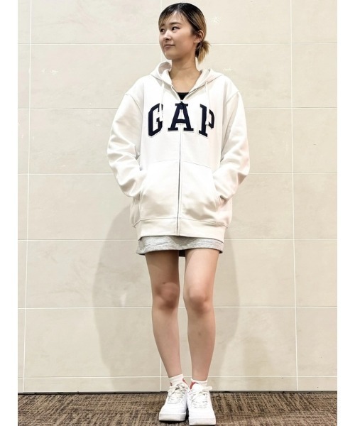 セール】リラックス GAPロゴ ジップアップパーカー(ユニセックス