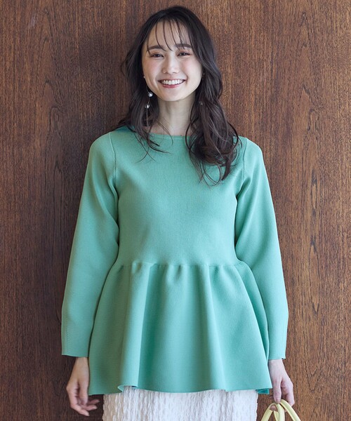 ANY SIS(エニィスィス)の「【洗える】スポンディッシュペプラム ニット(ニット/セーター・レディース・ネイビー系/ホワイト系2/オレンジ系/ブラック系2/ライトグリーン系/ブルー系・0)」の3枚目の写真