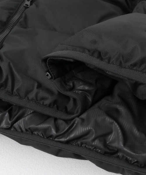 NIKE（ナイキ）の「NIKE　TF クラブ パファー ベスト（ダウンベスト・メンズ・ブラック・MEDIUM/LARGE）」の4枚目の写真