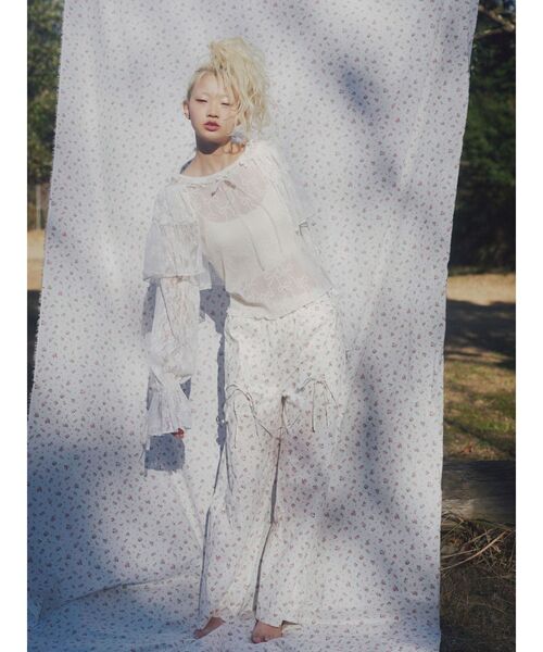 merry jenny(メリージェニー)の「patternリボンイージーパンツ(スラックス・レディース・ブラック/ブルー/オフホワイト・FREE)」の4枚目の写真