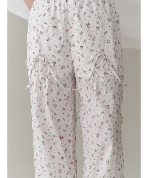 merry jenny(メリージェニー)の「patternリボンイージーパンツ(スラックス・レディース・ブラック/ブルー/オフホワイト・FREE)」の9枚目の写真