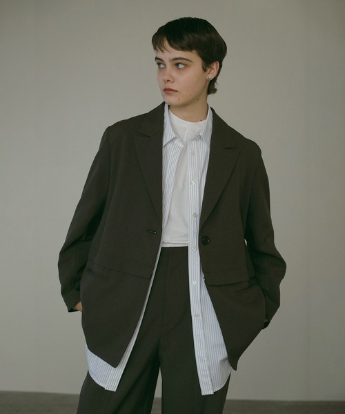 MANOF(マノフ)の「2WAY ZIP JACKET(テーラードジャケット・レディース・グリーン系その他/チャコールグレー・S/M)」の7枚目の写真