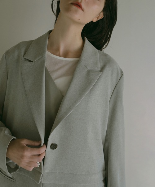 MANOF(マノフ)の「2WAY ZIP JACKET(テーラードジャケット・レディース・グリーン系その他/チャコールグレー・S/M)」の15枚目の写真