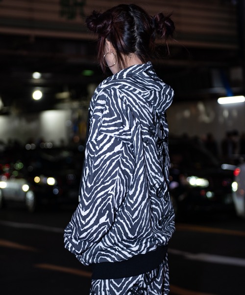 REFLEM（レフレム）の「『REFLEM/レフレム』アニマルクロス刺繍ZIP