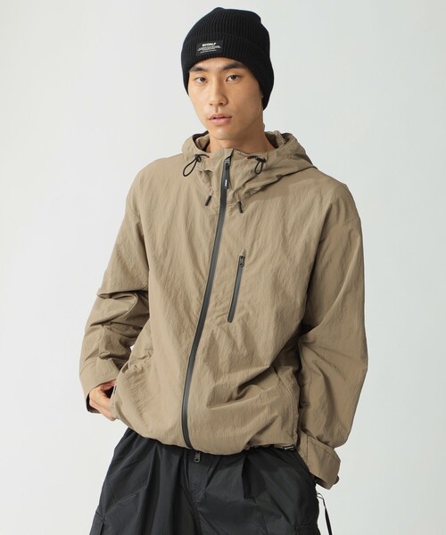 ECOALF(エコアルフ)の「ACT ナイロンリップ パーカー UNISEX 【日本限定】(マウンテンパーカー・レディース・グリーン系その他3/ブラック・S/M)」の6枚目の写真