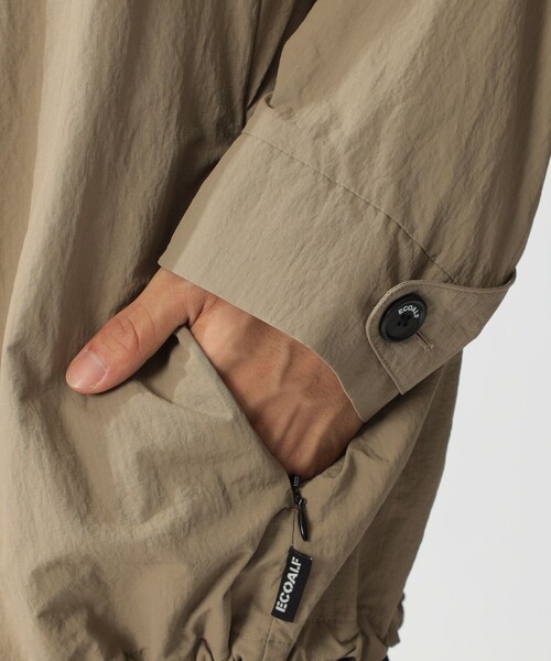 ECOALF(エコアルフ)の「ACT ナイロンリップ パーカー UNISEX 【日本限定】(マウンテンパーカー・レディース・グリーン系その他3/ブラック・S/M)」の14枚目の写真