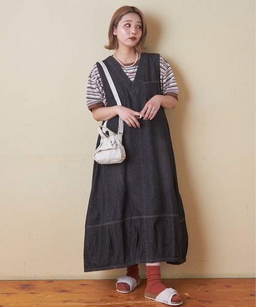 CUBE SUGAR(キューブシュガー)の「ナイロンショルダーポーチ(ショルダーバッグ・レディース・ピンク/グレー/ナチュラル/ブラック/ライム・M)」の6枚目の写真