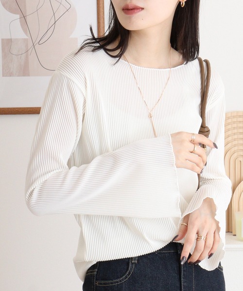 atONE(アットワン)の「カットフレア袖プリーツメロープルオーバー(Tシャツ/カットソー・レディース・グリーン/アイボリー/グレー系その他/ブラック/ブルー・F)」の8枚目の写真