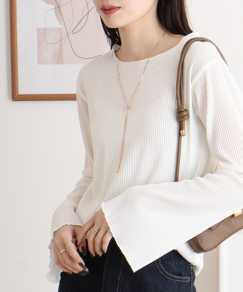 atONE(アットワン)の「カットフレア袖プリーツメロープルオーバー(Tシャツ/カットソー・レディース・グリーン/アイボリー/グレー系その他/ブラック/ブルー・F)」の6枚目の写真