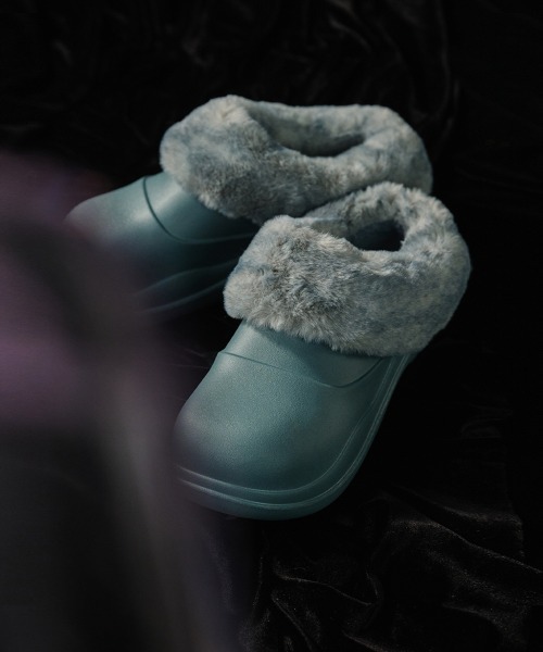 ROCKFISH WEATHERWEAR(ロックフィッシュウェザーウェア)の「HAYDEN FUR COLLAR GLOG(サンダル・レディース・グリーン/ホワイト/ブルー/モカ/ピンク/イエロー/ブラック・23.0cm/25.0cm/24.0cm)」の19枚目の写真