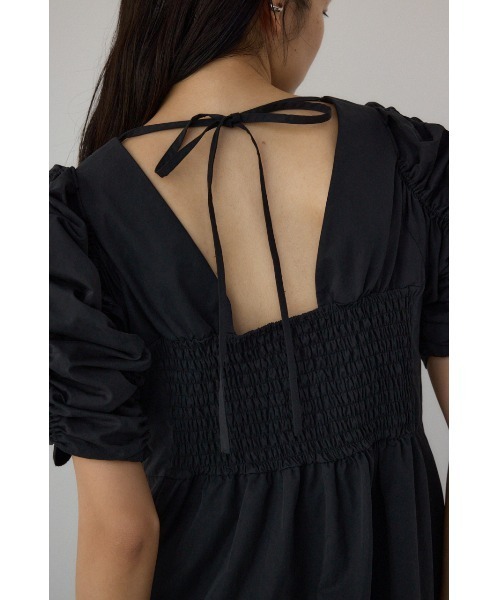 PLUS(プラス)の「【PLUS】ギャザースリーブフレアロングドレス 半袖 春服 夏服 パフスリーブ(ワンピース・レディース・ブラック/ライトベージュ・SMALL/MEDIUM)」の17枚目の写真
