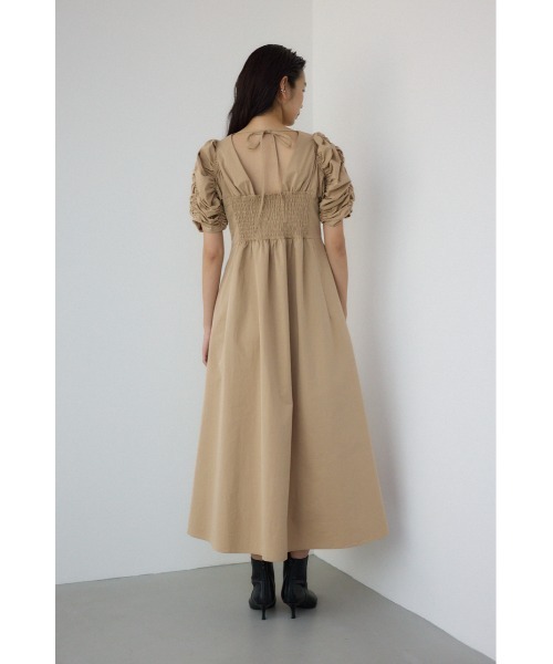 PLUS(プラス)の「【PLUS】ギャザースリーブフレアロングドレス 半袖 春服 夏服 パフスリーブ(ワンピース・レディース・ブラック/ライトベージュ・SMALL/MEDIUM)」の8枚目の写真