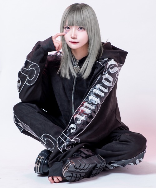 BACKSTAGE PASS（バックステージパス）の「PIRATES OF DEATH(パイレーツ オブ デス)サイドロゴ刺繍  ジョガーパンツ【セットアップ対応可】（その他パンツ・メンズ・シルバー/レッド・FREE）」の16枚目の写真