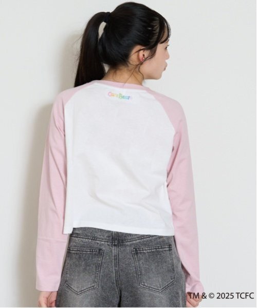 LOVETOXIC（ラブトキシック）の「【ケアベア】【綿100％】ラグランクロップド長袖Tシャツ（Tシャツ/カットソー・キッズ・ピンク/ネイビー/サックスブルー・M:150cm/S:140cm/L:160cm）」の5枚目の写真