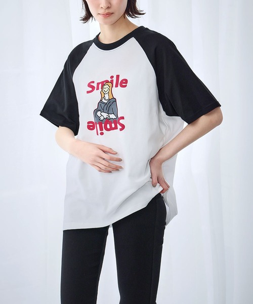 LOWO（ロワ）の「【綿100％使用】ユニセックスフロントプリントTシャツ（Tシャツ/カットソー・レディース・ブラック・FREE）」の2枚目の写真