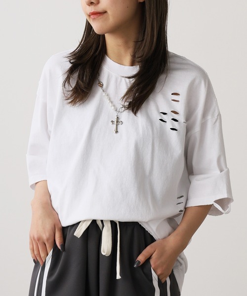 ROOPTOKYO（ループトウキョウ）の「ネックレス付き ダメージ半袖Tシャツ メンズ 夏物 夏服（Tシャツ/カットソー・メンズ・ブラック/ホワイト・M/L）」の4枚目の写真