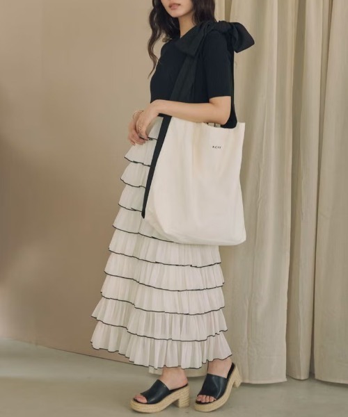 ACYM(アシーム)の「Volume heel jute サンダル(サンダル・レディース・ベージュ/ブラウン/ブラック・SMALL/MEDIUM/LARGE)」の22枚目の写真