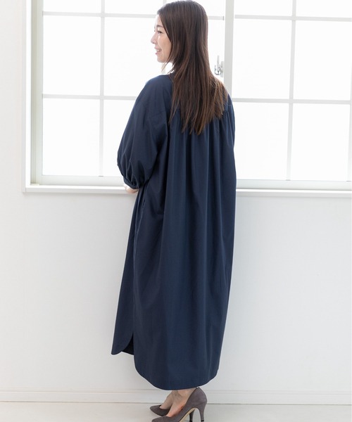 PREFERIR（プレフェリール）の「バンドカラー ピンタック ボリューム袖 ワンピース（シャツワンピース・レディース・ブラック/グリーン/ネイビー・MEDIUM/LARGE）」の19枚目の写真