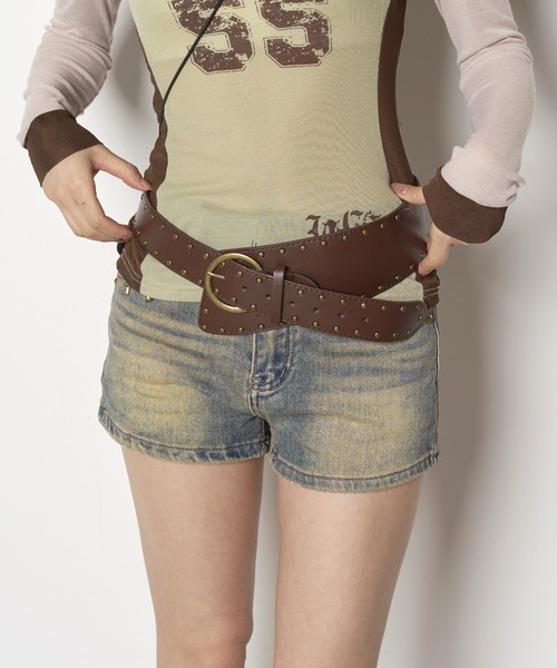 FOLLOWIN（フォロウィン）の「y2kワイドスタッドバックルレイヤード太ベルト（ベルト・レディース・ブラック/ブラウン・ONESIZE）」の5枚目の写真