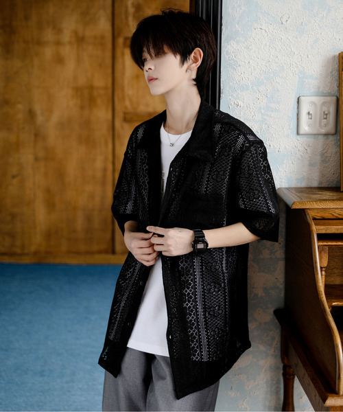 neos(ネオス)の「【neos】ルーズシルエット 総柄 メッシュ レース ハーフスリーブ シャツ(シャツ/ブラウス・メンズ・ブラック/ホワイト・X-LARGE/LARGE/MEDIUM)」の3枚目の写真