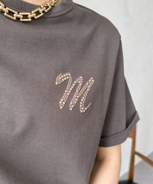 DouDou（ドゥドゥ）の「【WEB限定】ロゴブローチ風TEE（Tシャツ/カットソー・レディース・オフホワイト/ブラウン/ブラック・FREE）」の12枚目の写真