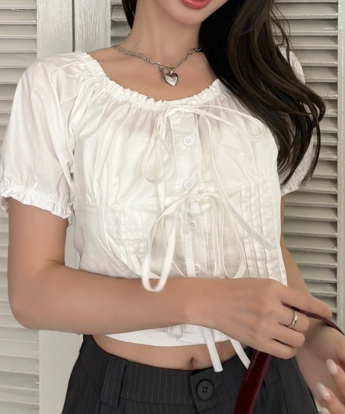 Ada.(エイダ)の「2WAY フロントリボン パフスリーブ クロップド ブラウス(シャツ/ブラウス・レディース・ホワイト/ブラック/ブルー・FREE)」の21枚目の写真