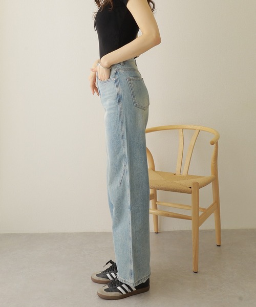 LAULEN（ローレン）の「washed wide denim pants /ウォッシュ加工 ハイウエスト ワイド デニムパンツ（デニムパンツ・レディース・ブルー・S/M）」の9枚目の写真