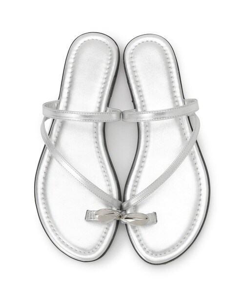 grove(グローブ)の「メタルサムリングフラットサンダル(サンダル・レディース・シルバー/ブラック/アイボリー・M/L)」の10枚目の写真