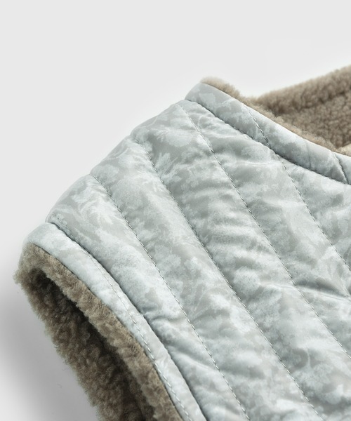 JNBY(ジェーエヌビーワイ)の「HOME Reversible Cozy Boa Vest / ボアベスト(ベスト・レディース・ベージュ・40/38/36)」の20枚目の写真