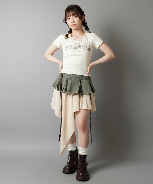 SPINNS(スピンズ)の「大人気デザインが半袖になって再登場!半袖カットソー/フリルレースアップ/NEO森ガール(Tシャツ/カットソー・レディース・ベージュ/チャコール/ブラック/アイボリー・ONESIZE)」の22枚目の写真