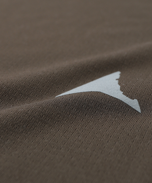 ROA(ロア)の「ROA / ロア FIREFLIES LONGSLEEVE RBMW0388WO19(Tシャツ/カットソー・メンズ・ブラウン・SMALL)」の3枚目の写真