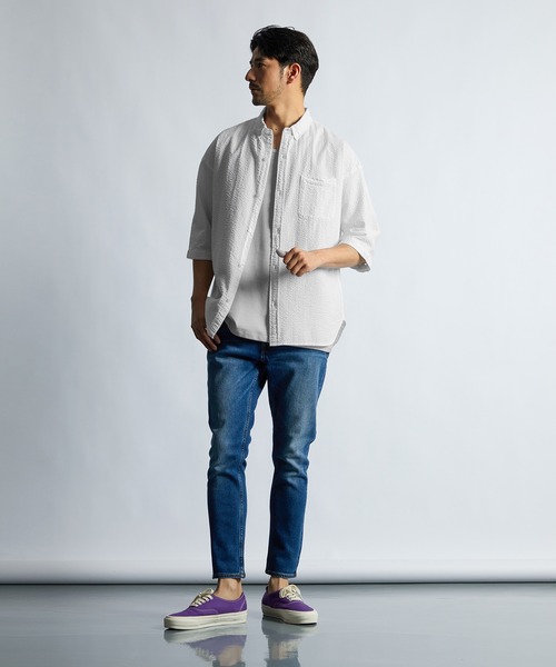 LANVIN en Bleu(ランバンオンブルー)の「シアサッカーストライプ 製品染め 5分袖シャツ(シャツ/ブラウス・メンズ・ブラック/ホワイト/ネイビー・46/48/50/52)」の5枚目の写真