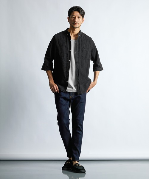 LANVIN en Bleu(ランバンオンブルー)の「シアサッカーストライプ 製品染め 5分袖シャツ(シャツ/ブラウス・メンズ・ブラック/ホワイト/ネイビー・46/48/50/52)」の7枚目の写真