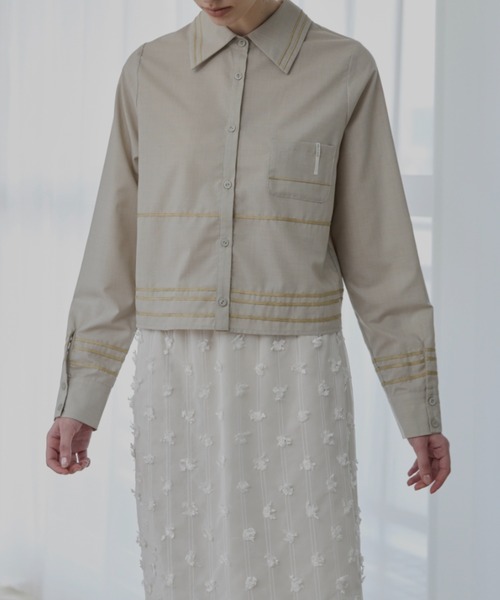 WILLFULLY(ウィルフリー)の「cord embroidery line short SH(シャツ/ブラウス・レディース・オートミール/サックスブルー/アイボリー・FREE)」の1枚目の写真
