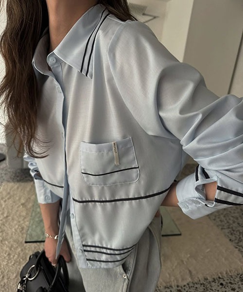 WILLFULLY(ウィルフリー)の「cord embroidery line short SH(シャツ/ブラウス・レディース・オートミール/サックスブルー/アイボリー・FREE)」の5枚目の写真