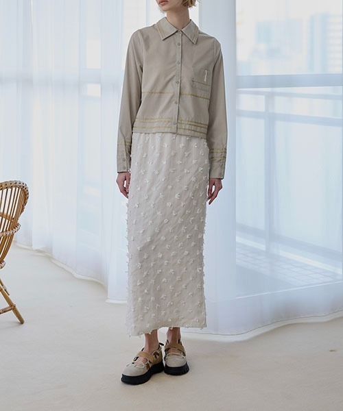 WILLFULLY(ウィルフリー)の「cord embroidery line short SH(シャツ/ブラウス・レディース・オートミール/サックスブルー/アイボリー・FREE)」の19枚目の写真