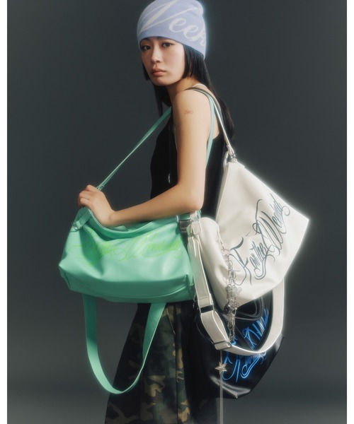 FTW（エフティダブリュー）の「2way Script Shoulder Bag（ショルダーバッグ・レディース・ホワイト/グリーン/ブラック・FREE）」の20枚目の写真