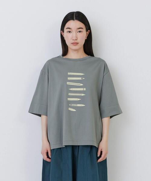 conges payes ADIEU TRISTESSE（コンジェ ペイエ アデュートリステス）の「文房具プリントTシャツ（Tシャツ/カットソー・レディース・キナリ/ベージュ/ブルーグレー・FREE）」の17枚目の写真