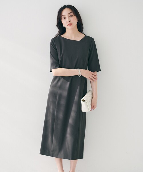 UNTITLED(アンタイトル)の「【きれいめ/上品/夏ワンピ】アシメネックワンピース(ワンピース・レディース・アイボリー/チャコールグレー・00/01/02/03/04/42/44/46/48/50)」の14枚目の写真