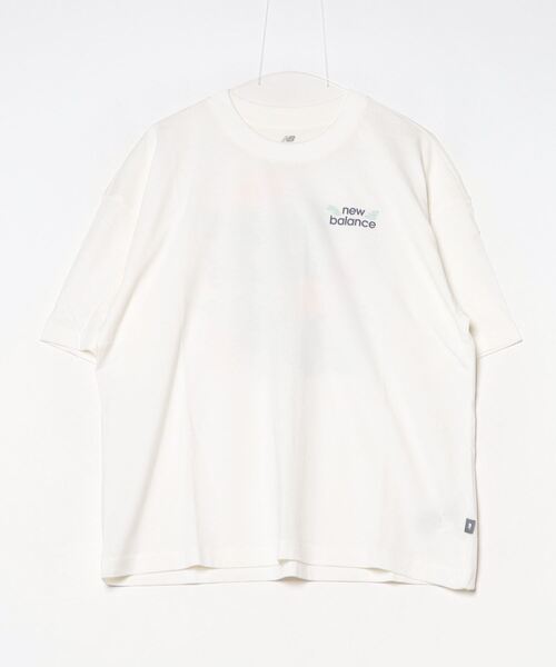 NEW BALANCE(ニューバランス)の「ニューバランス New Balance ショートスリーブTシャツ_フラワー オーバーサイズド(Tシャツ/カットソー・レディース・ブラック/ライトグリーン/ホワイト・S/M/L/XL)」の2枚目の写真