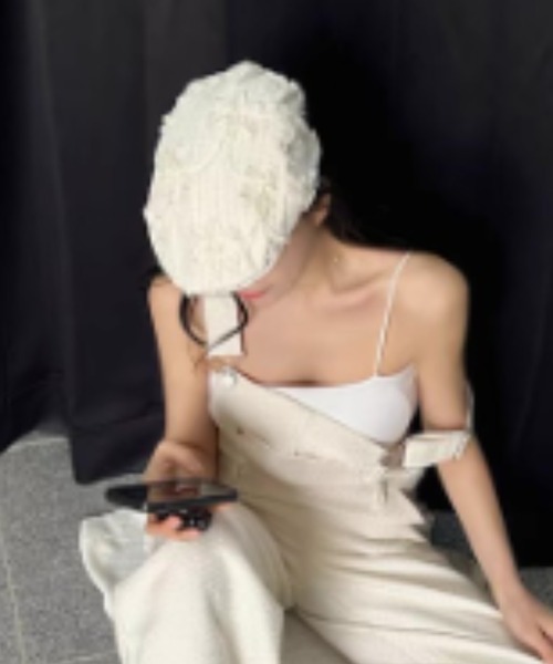 gossip!ロサンゼルス(ゴシップロサンゼルス)の「チュール立体フラワー付き ベレー帽 バスクバレー/ハンチング(ハンチング/ベレー帽・レディース・オフホワイト/ブラック・FREE)」の19枚目の写真