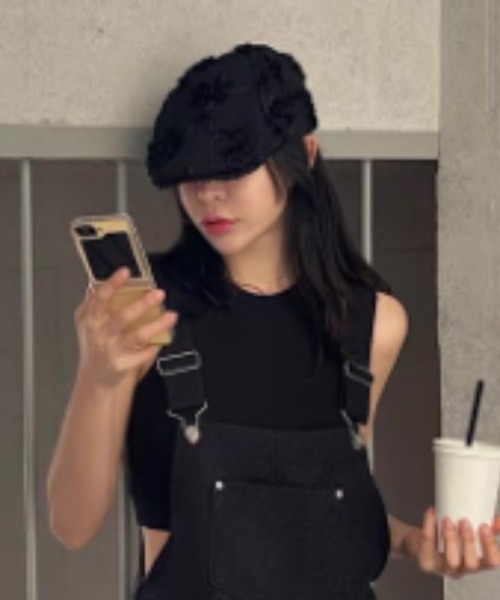 gossip!ロサンゼルス(ゴシップロサンゼルス)の「チュール立体フラワー付き ベレー帽 バスクバレー/ハンチング(ハンチング/ベレー帽・レディース・オフホワイト/ブラック・FREE)」の22枚目の写真