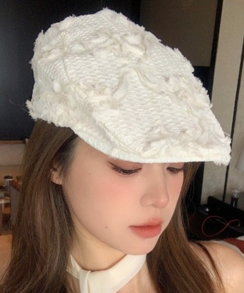 gossip!ロサンゼルス(ゴシップロサンゼルス)の「チュール立体フラワー付き ベレー帽 バスクバレー/ハンチング(ハンチング/ベレー帽・レディース・オフホワイト/ブラック・FREE)」の17枚目の写真