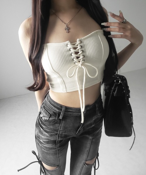 me+em select（ミームセレクト）の「【 ３color ／ カップ付き 】レースアップコルセットリボンショートリブベアトップ ／ laceup corset ribbon short ribbed bare top（チューブトップ・レディース・チャコール/アイボリー/ブラック・FREE）」の14枚目の写真