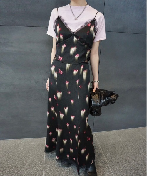 ameri CLARA SATIN CAMI DRESS タグ付き ameri CLARA SATIN CAMI DRESS タグ付き - メルカリ