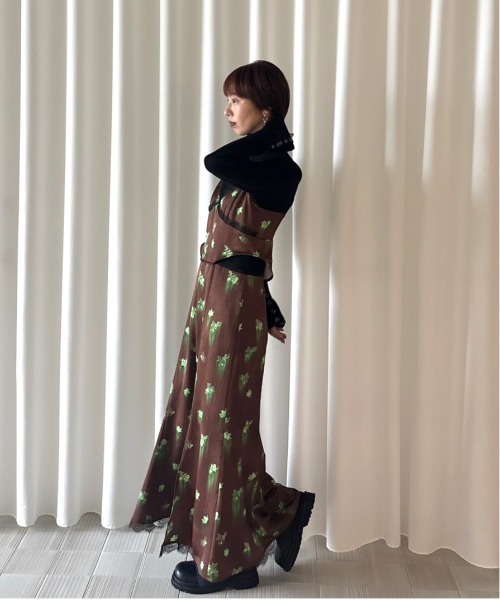 CLARA SATIN CAMI DRESS（ワンピース）｜Ameri（アメリ）の